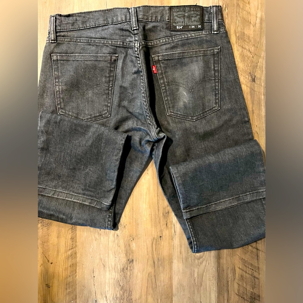 Levi's 514 Mens Size 34x30 Slim Straight Fit, Gray/Blue denim, Used condition.